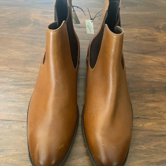 Cole Haan- men’s Chelsea boot-9.5-NWT - Picture 2 of 10